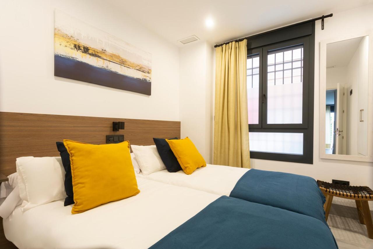 Apartamentos Bajeles Sevilla Urban 外观 照片